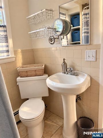 309 Erie Avenue, Midland Park, NJ 07432
