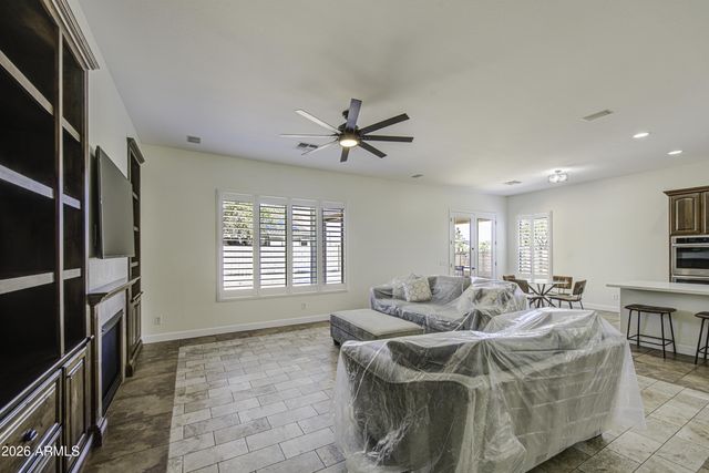 128 E CARIBBEAN Drive, Casa Grande, AZ 85122