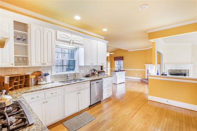 4834 Winterview Lane, Douglasville, GA 30135