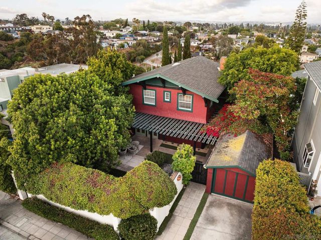 1421 Edgemont, San Diego, CA 92102