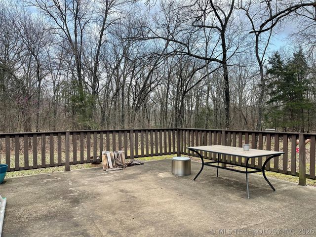 10830 Standing Oak Drive, Kingston, OK 73439