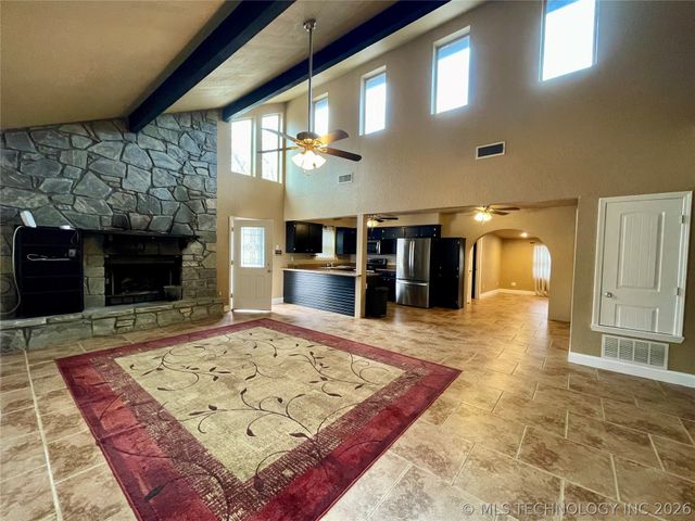 10830 Standing Oak Drive, Kingston, OK 73439