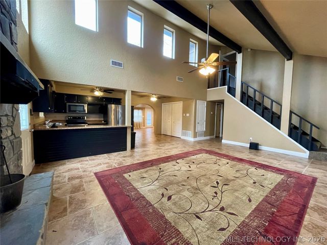 10830 Standing Oak Drive, Kingston, OK 73439