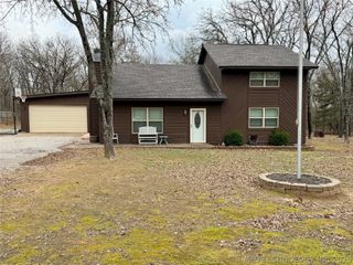 10830 Standing Oak Drive, Kingston, OK 73439