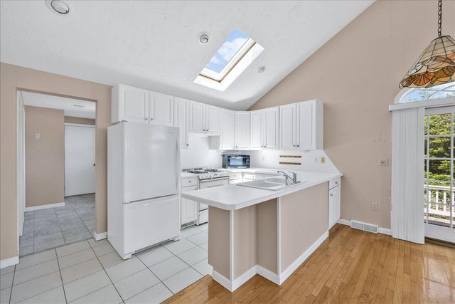 251 Scranton Avenue, Falmouth, MA 02540