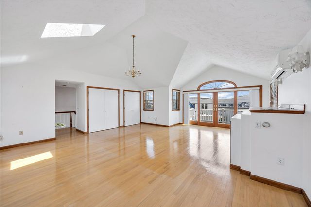 251 Scranton Avenue, Falmouth, MA 02540