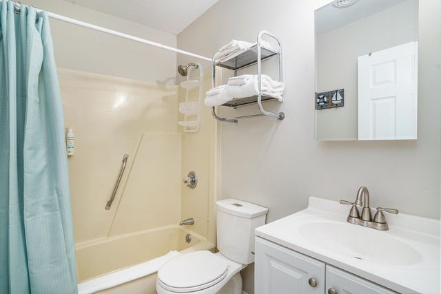 2001 N Ocean Blvd. A2, North Myrtle Beach, SC 29582