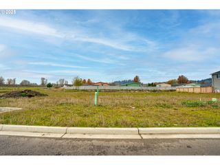 2019 Henderson Way, Longview, WA 98632