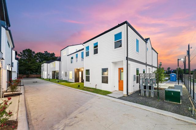 4750 Martin Hill Street, Houston, TX 77018