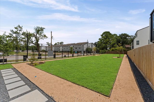 4750 Martin Hill Street, Houston, TX 77018