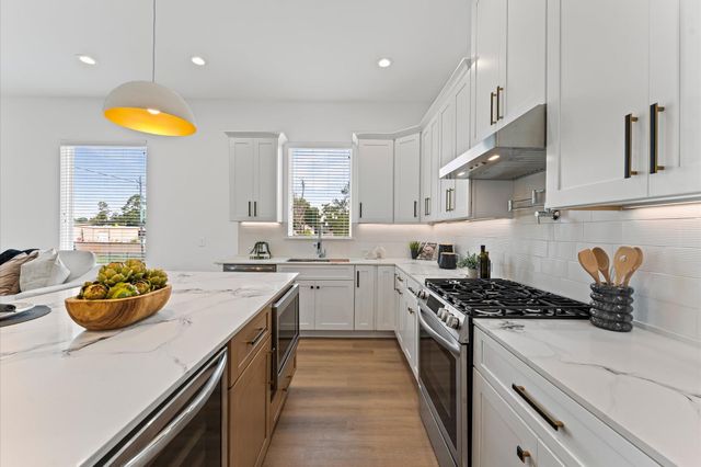 4750 Martin Hill Street, Houston, TX 77018