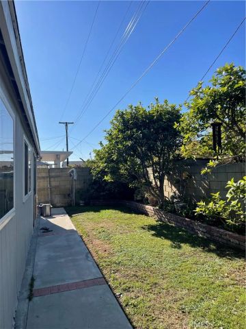 23035 Kinard Avenue, Carson, CA 90745