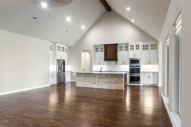 336 El Pescado Court, Godley, TX 76044