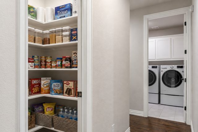 336 El Pescado Court, Godley, TX 76044