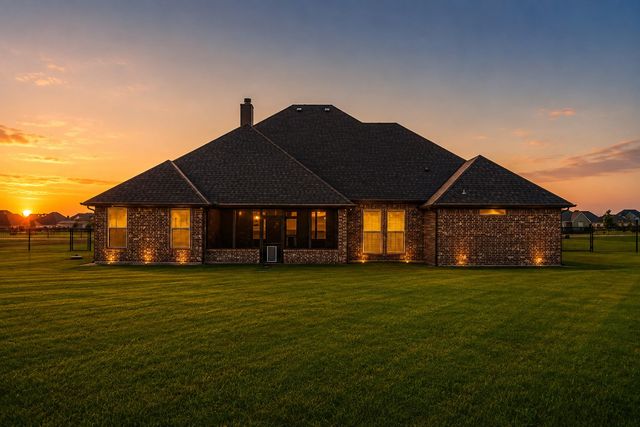 336 El Pescado Court, Godley, TX 76044