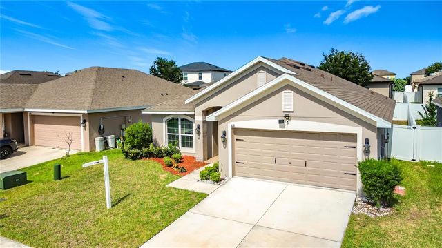 818 LANDMARK HILLS DRIVE, Haines City, FL 33844