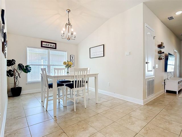 818 LANDMARK HILLS DRIVE, Haines City, FL 33844
