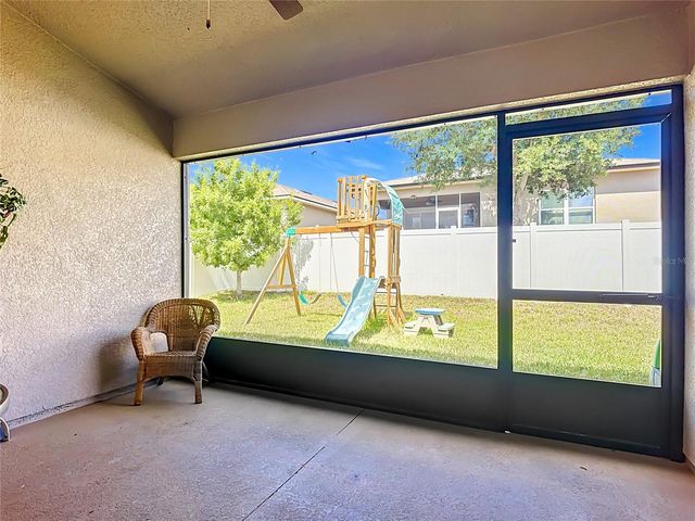 818 LANDMARK HILLS DRIVE, Haines City, FL 33844