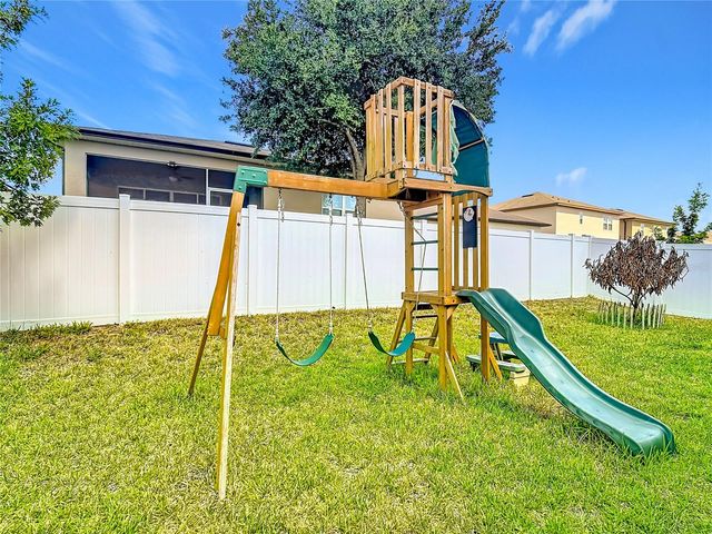 818 LANDMARK HILLS DRIVE, Haines City, FL 33844