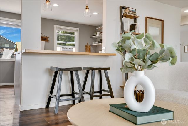 918 E 52nd Street, Tacoma, WA 98404