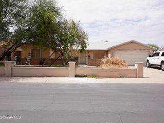 2024 N 64th Lane, Phoenix, AZ 85035