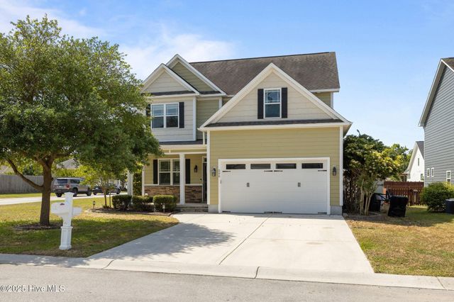 200 Abaco Drive, Cedar Point, NC 28584