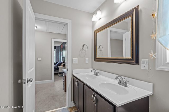 200 Abaco Drive, Cedar Point, NC 28584