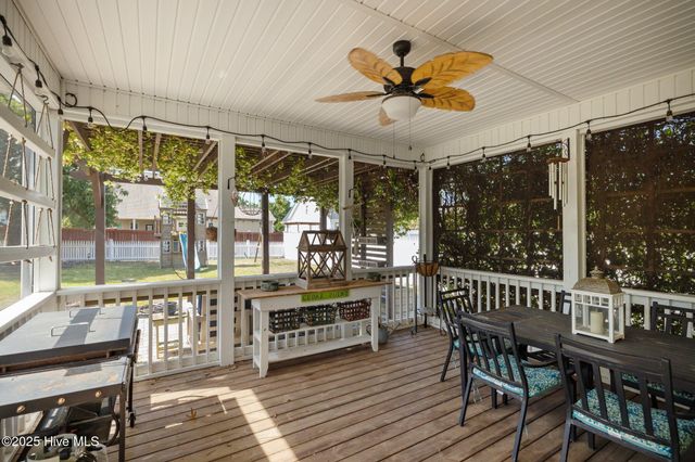 200 Abaco Drive, Cedar Point, NC 28584