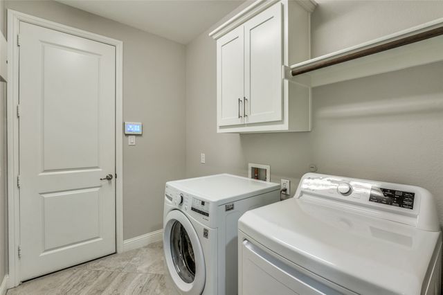 8042 Acoma Lane, Dallas, TX 75252