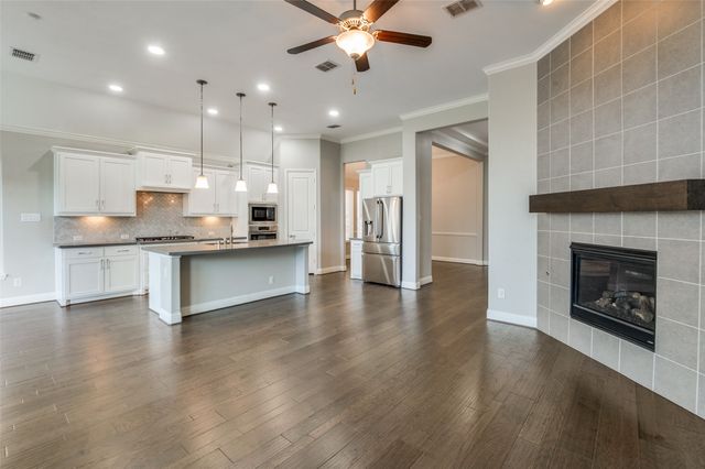 8042 Acoma Lane, Dallas, TX 75252