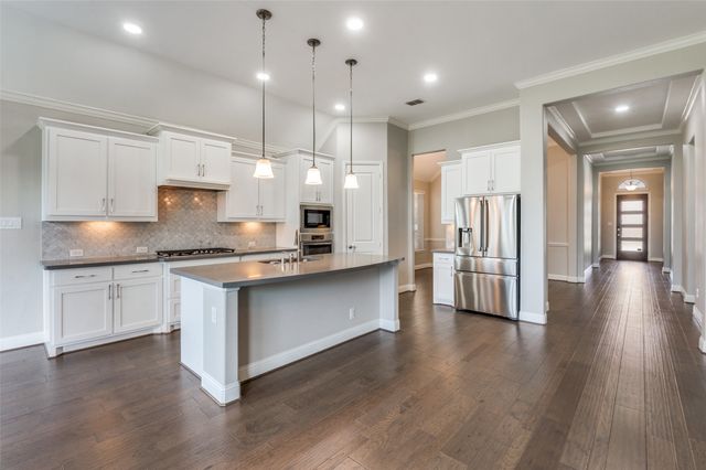 8042 Acoma Lane, Dallas, TX 75252