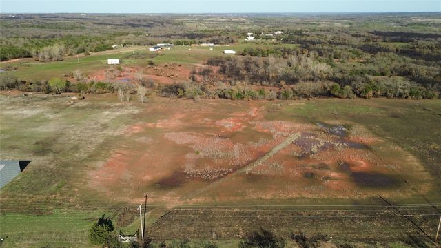 2460 S Anderson Road, Guthrie, OK 73044
