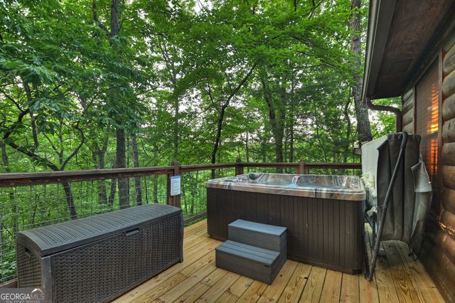 932 Granny Branch, Blue Ridge, GA 30513
