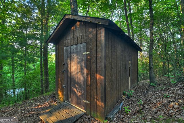 932 Granny Branch, Blue Ridge, GA 30513
