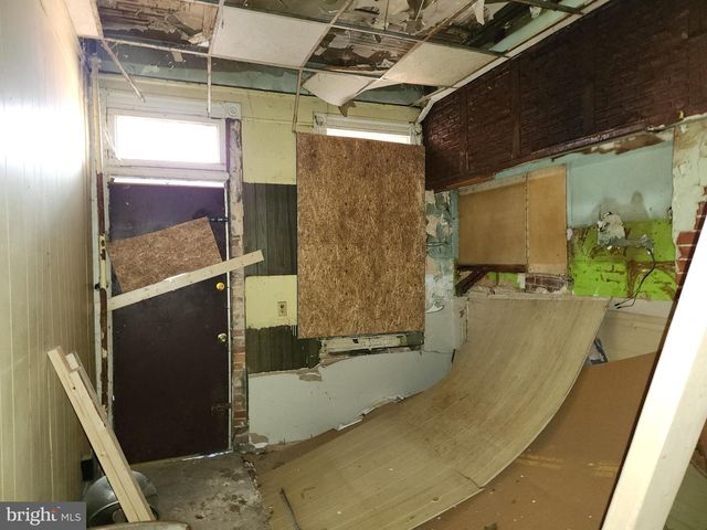 2304 AVALON AVE, Baltimore, MD 21217