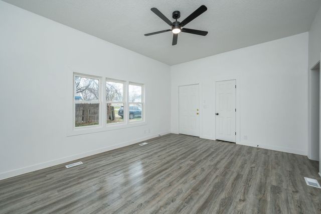 1112 Fremont Street, Des Moines, IA 50316