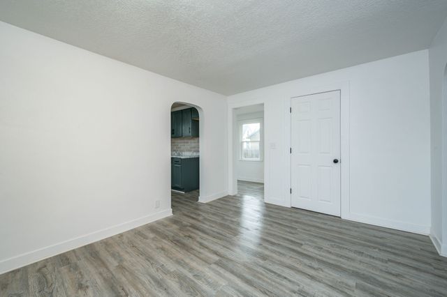 1112 Fremont Street, Des Moines, IA 50316