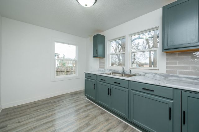 1112 Fremont Street, Des Moines, IA 50316