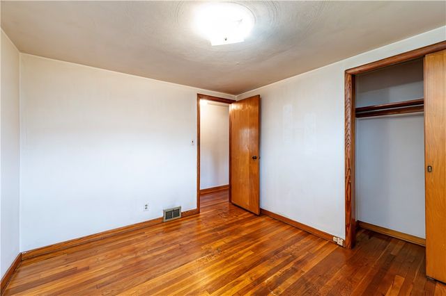 13740 Ridge Rd, Irwin, PA 15642