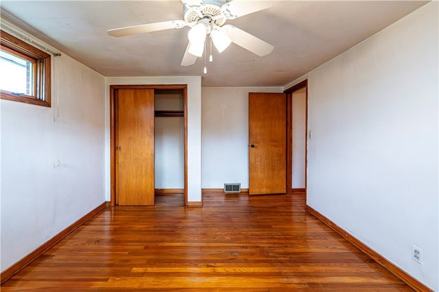 13740 Ridge Rd, Irwin, PA 15642