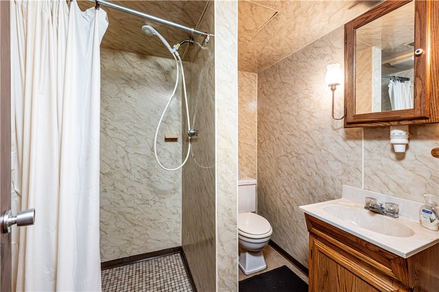 13740 Ridge Rd, Irwin, PA 15642