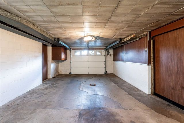 13740 Ridge Rd, Irwin, PA 15642