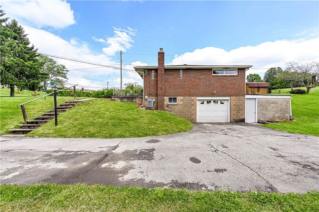 13740 Ridge Rd, Irwin, PA 15642