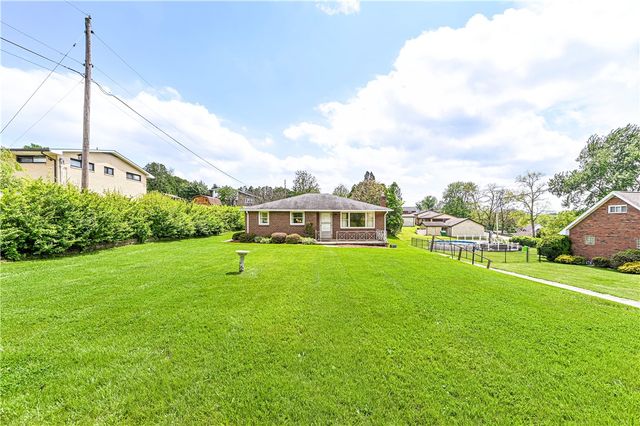 13740 Ridge Rd, Irwin, PA 15642