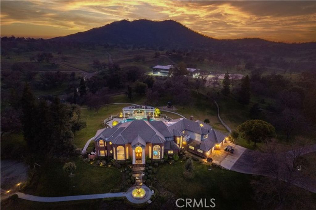 14141 Millerton, Prather, CA 93651