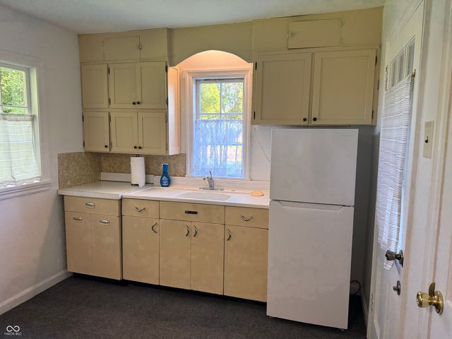2109 E 99th Street, Carmel, IN 46280