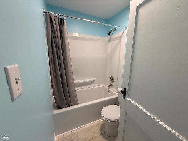 2109 E 99th Street, Carmel, IN 46280