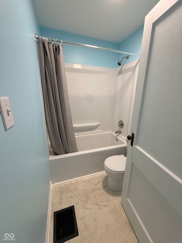 2109 E 99th Street, Carmel, IN 46280