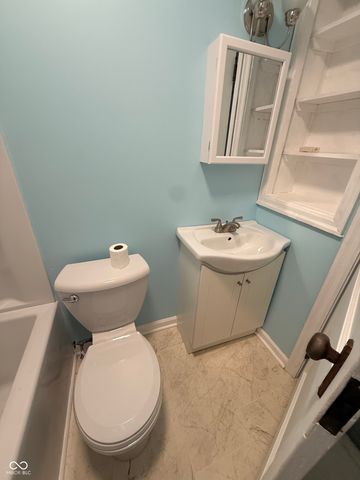 2109 E 99th Street, Carmel, IN 46280