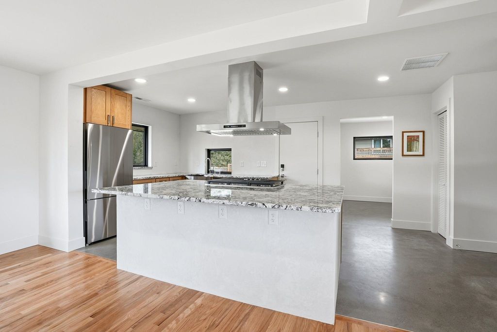 7211 E South River Way Ave, Spokane, WA 99212 photo 13